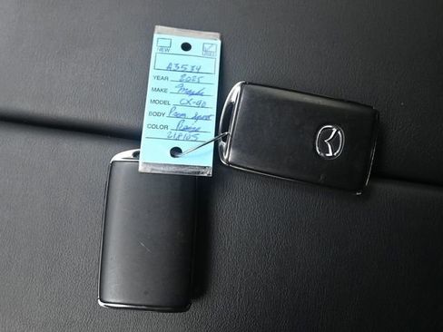 Used 2025 MAZDA CX-90 3.3 Turbo w/ Premium Sport Pkg image 16