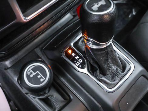 Used 2023 Jeep Wrangler Sport image 13