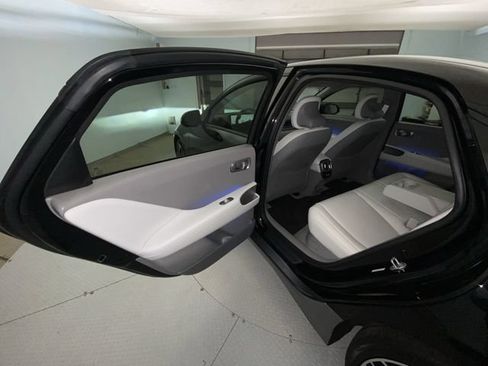 Used 2024 Hyundai Ioniq 6 SEL RWD image 21