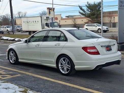 Used 2012 Mercedes-Benz C 300 4MATIC Sedan image 5