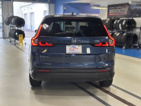 Used 2024 Honda CR-V EX-L image 6