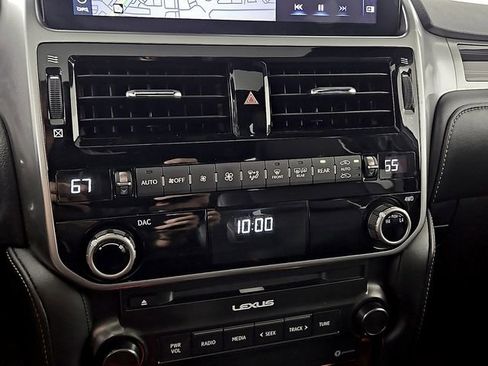 Used 2023 Lexus GX 460 Premium w/ Premium Package AWD/4WD image 18