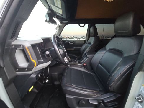 Used 2022 Ford Bronco Badlands AWD/4WD image 7