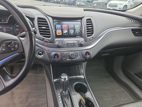 Certified 2018 Chevrolet Impala LT w/ LT Convenience Package FWD image 17