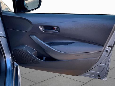 Used 2025 Toyota Corolla LE FWD image 44