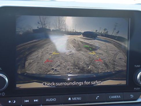 Used 2023 Nissan Rogue SV image 29