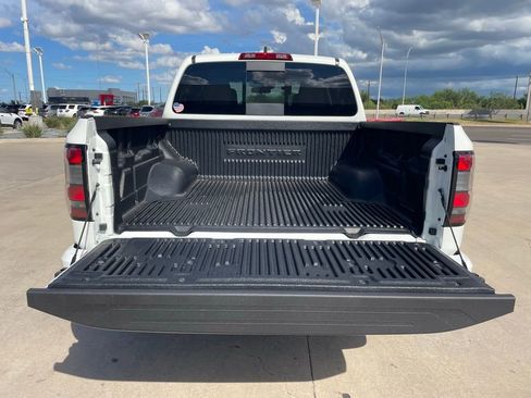 New 2026 Nissan Frontier SV w/ Tow Package RWD image 6