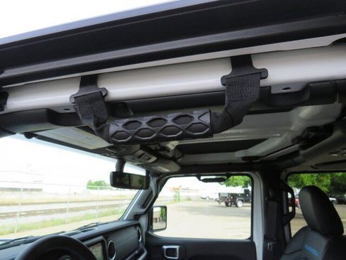 New 2023 Jeep Wrangler Rubicon w/ Steel Bumper Group image 15