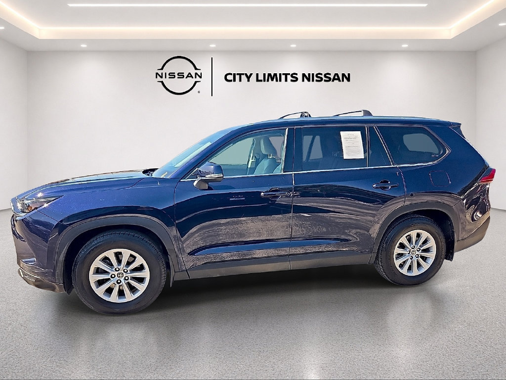 Used 2024 Toyota Grand Highlander AWD image 3