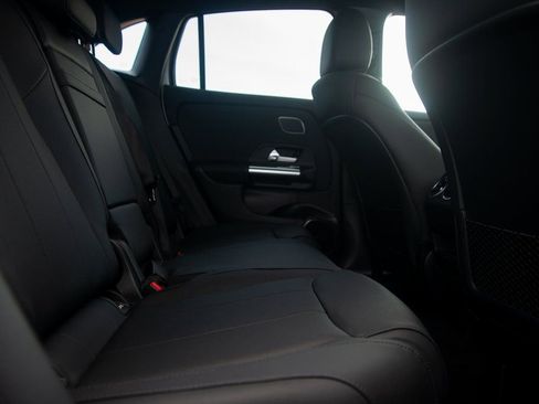 Certified 2025 Mercedes-Benz GLA 250 4MATIC image 26