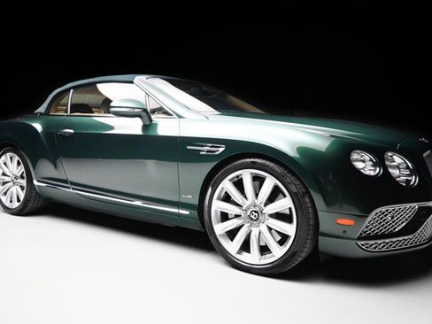 Used 2017 Bentley Continental GT image 43