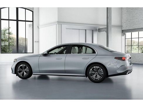 New 2026 Mercedes-Benz E 450 4MATIC Sedan image 32