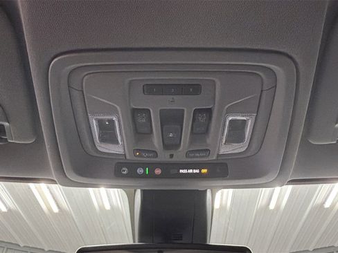 Used 2022 GMC Sierra 2500 Denali image 37