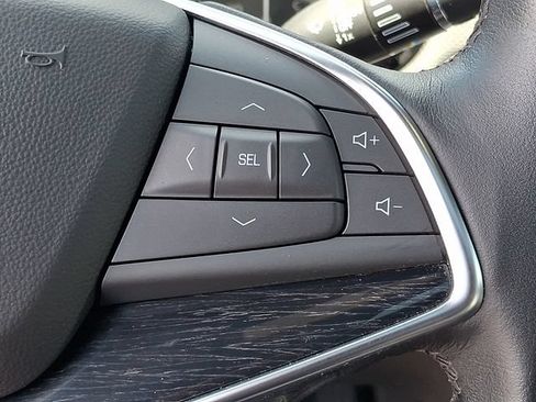 Used 2023 Cadillac XT5 Premium Luxury FWD image 18