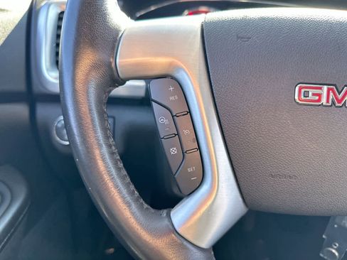 Used 2017 GMC Acadia Limited SLT image 29