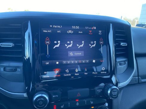 Used 2021 RAM 1500 Big Horn image 17