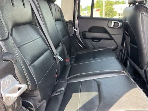 Used 2021 Jeep Wrangler Unlimited Sahara w/ Cold Weather Group AWD/4WD image 21