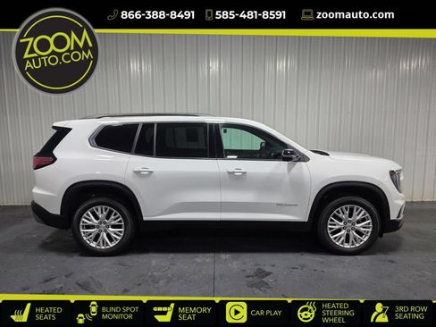 Used 2024 GMC Acadia Elevation FWD image 1
