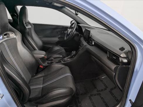 Used 2021 Hyundai Veloster N image 21