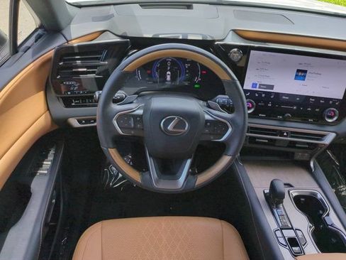 Used 2024 Lexus RX 350 w/ Technology Package AWD/4WD image 15