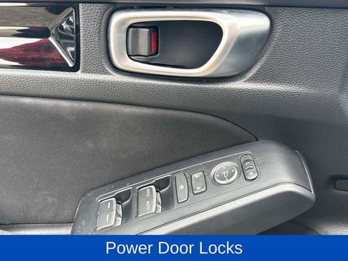 Used 2023 GMC Sierra 1500 Elevation w/ Preferred Package image 28