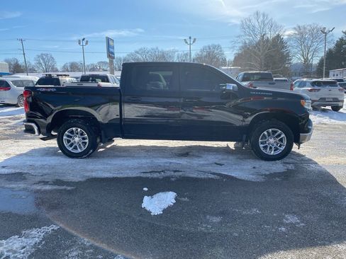 Certified 2023 Chevrolet Silverado 1500 LT image 2