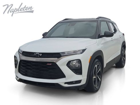 Used 2021 Chevrolet TrailBlazer RS w/ Sun and Liftgate Package FWD image 1