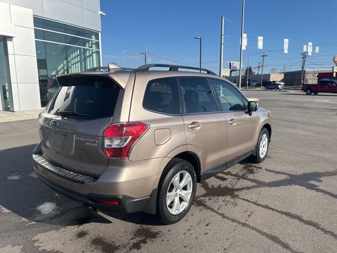 Used 2016 Subaru Forester 2.5i Limited image 6