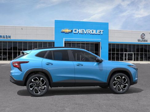 New 2026 Chevrolet Trax RS w/ Driver Confidence Package FWD image 5