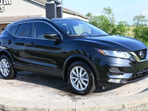 Used 2021 Nissan Rogue Sport SV AWD/4WD image 3