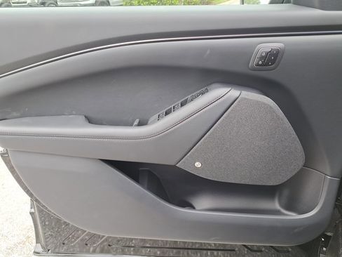 New 2025 Ford Mustang Mach-E Premium image 23