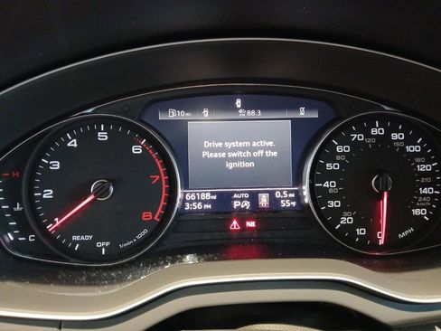 Used 2022 Audi Q5 2.0T Premium w/ Convenience Package image 43