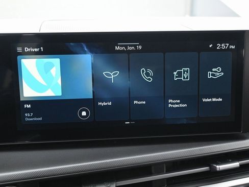 Used 2025 Hyundai Santa Fe SEL image 13