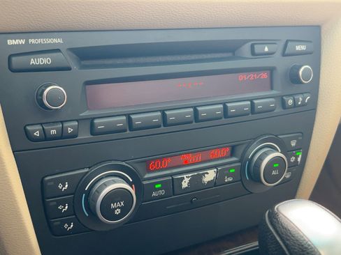 Used 2010 BMW 328i 328i image 18