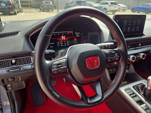 Certified 2024 Honda Civic Type R image 16