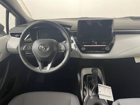 New 2026 Toyota Corolla SE FWD image 11