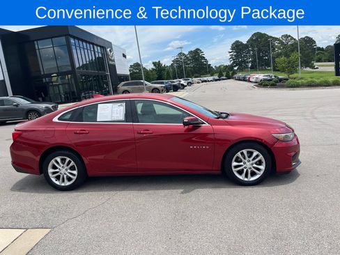 Used 2016 Chevrolet Malibu LT w/ Leather Package FWD image 4