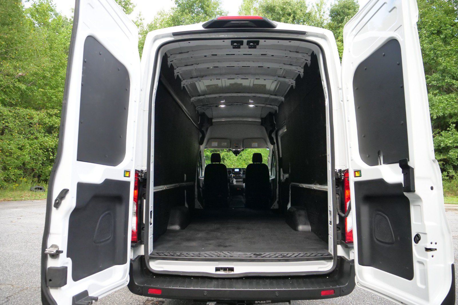 Used 2025 Ford Transit 350 148 High Roof Extended w/ Load Area Protection Package RWD image 9