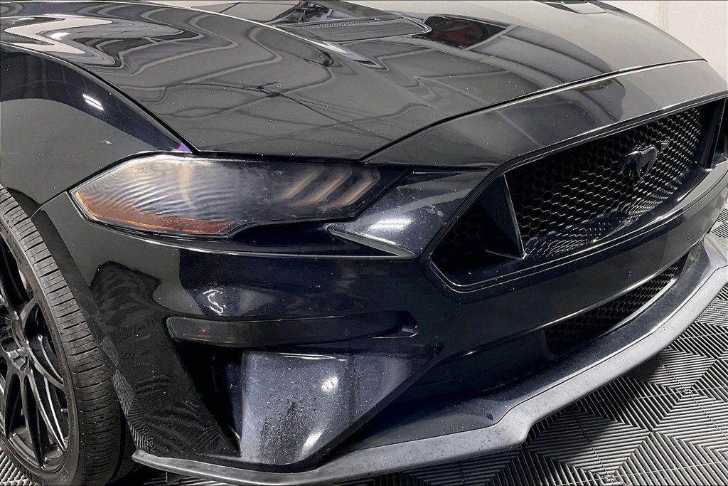 Used 2020 Ford Mustang GT Premium w/ Equipment Group 401A RWD image 35