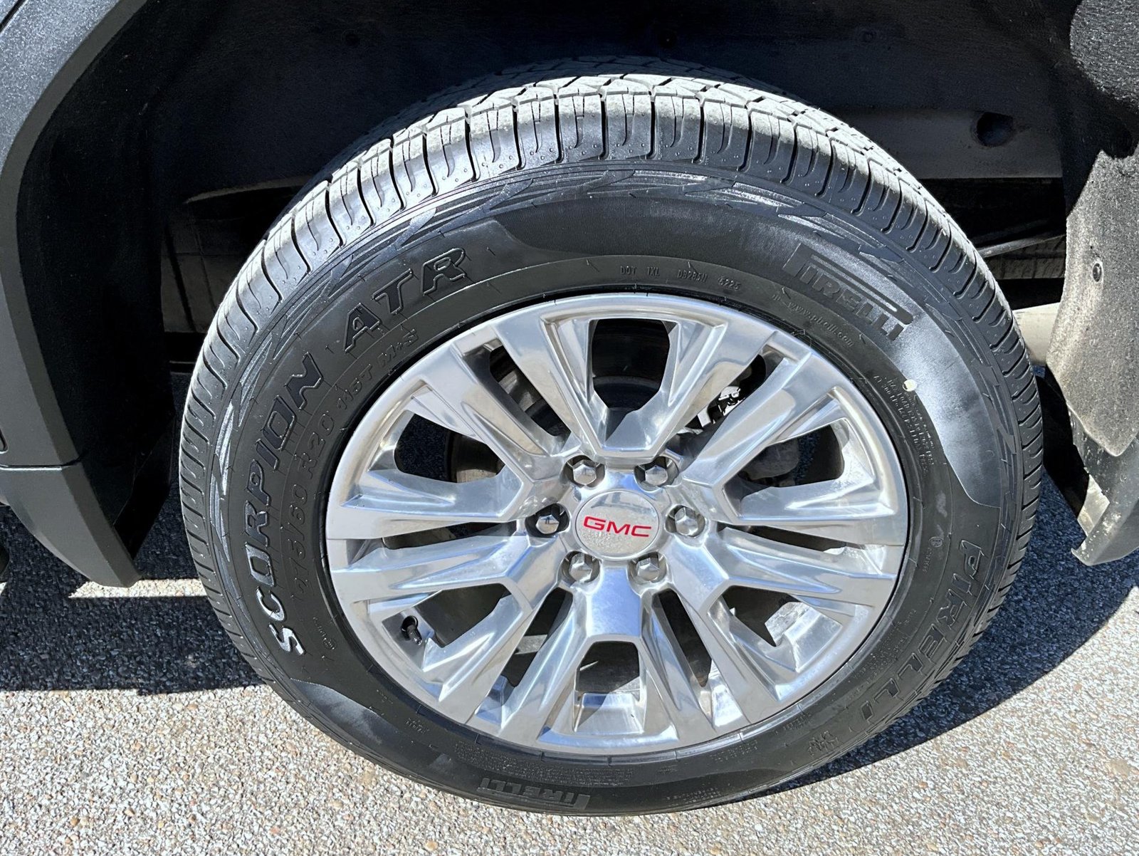Used 2022 GMC Sierra 1500 Denali w/ Driver Alert Package II AWD/4WD image 30