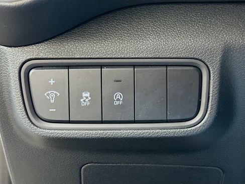 Used 2025 Kia Soul LX w/ LX Technology Package image 17