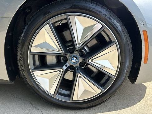 Certified 2023 BMW i4 eDrive35 RWD image 27