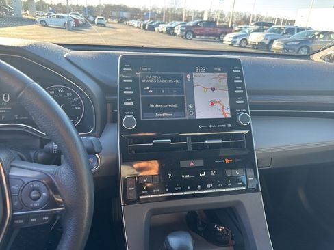 Certified 2021 Toyota Avalon XLE image 11