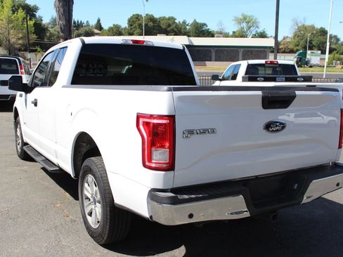 Used 2017 Ford F150 XLT w/ Trailer Tow Package RWD image 6
