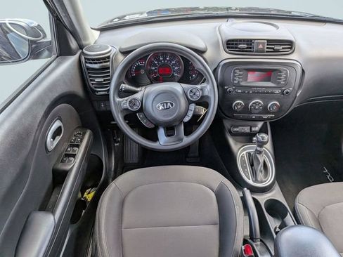 Used 2016 Kia Soul FWD image 14
