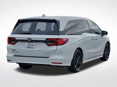 Certified 2024 Honda Odyssey Sport image 6