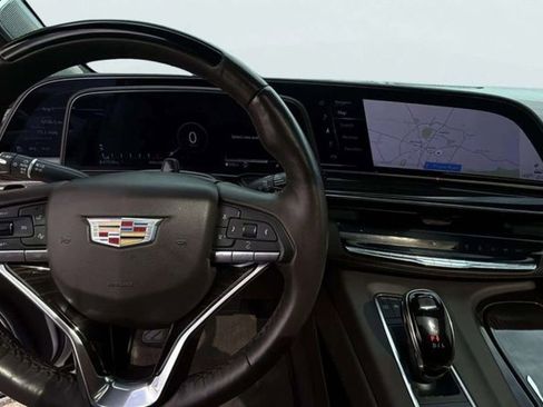 Used 2023 Cadillac Escalade Premium Luxury w/ Performance Package AWD/4WD image 13