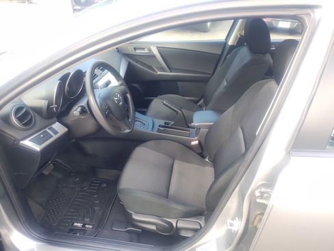Used 2013 MAZDA MAZDA3 i SV FWD image 14