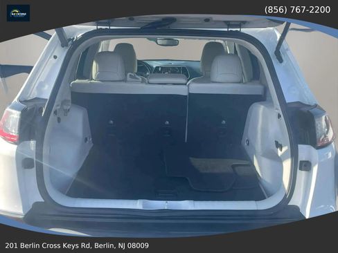 Used 2019 Jeep Cherokee Limited w/ Trailer Tow Group image 21