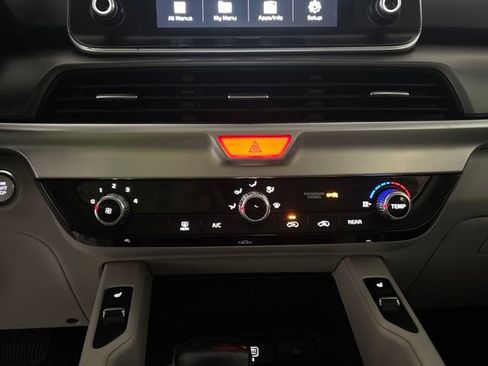 Used 2020 Kia Telluride S AWD/4WD image 7